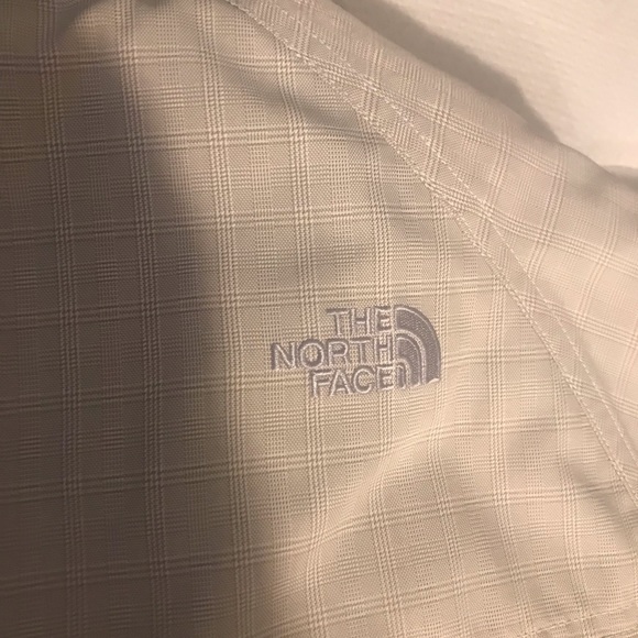 Sold—-> The North Face got you covered - Beige Coat to keep you warm - Picture 6 of 13